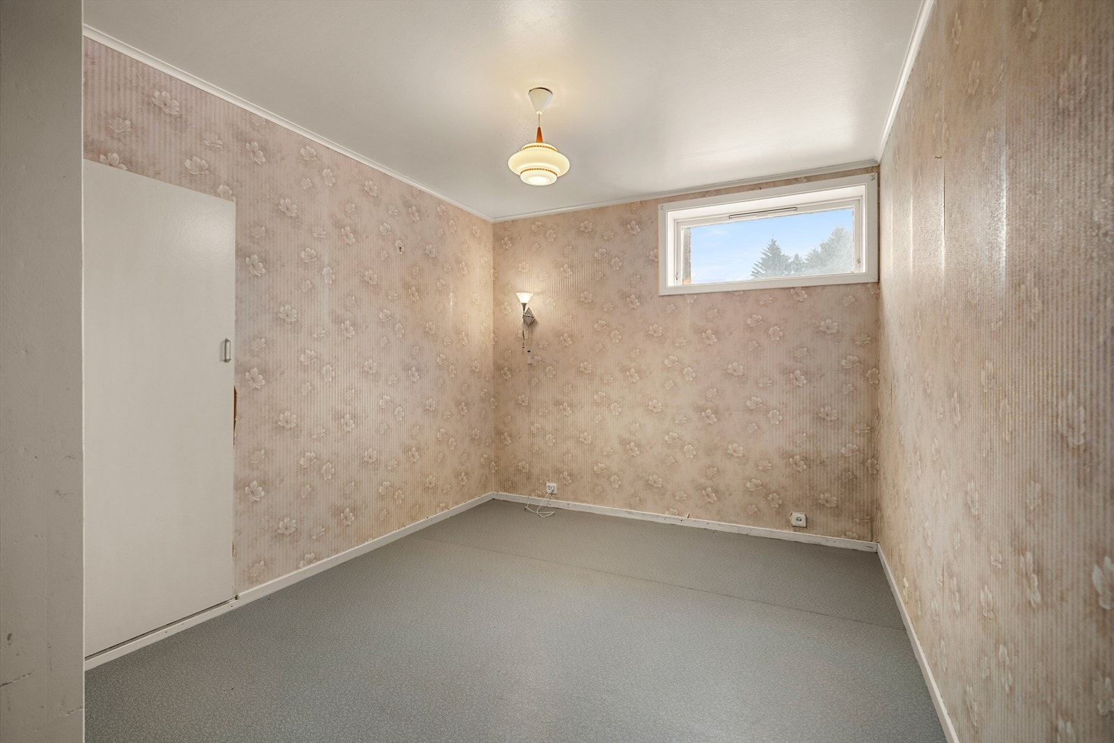 Disponibelt Galleribilde