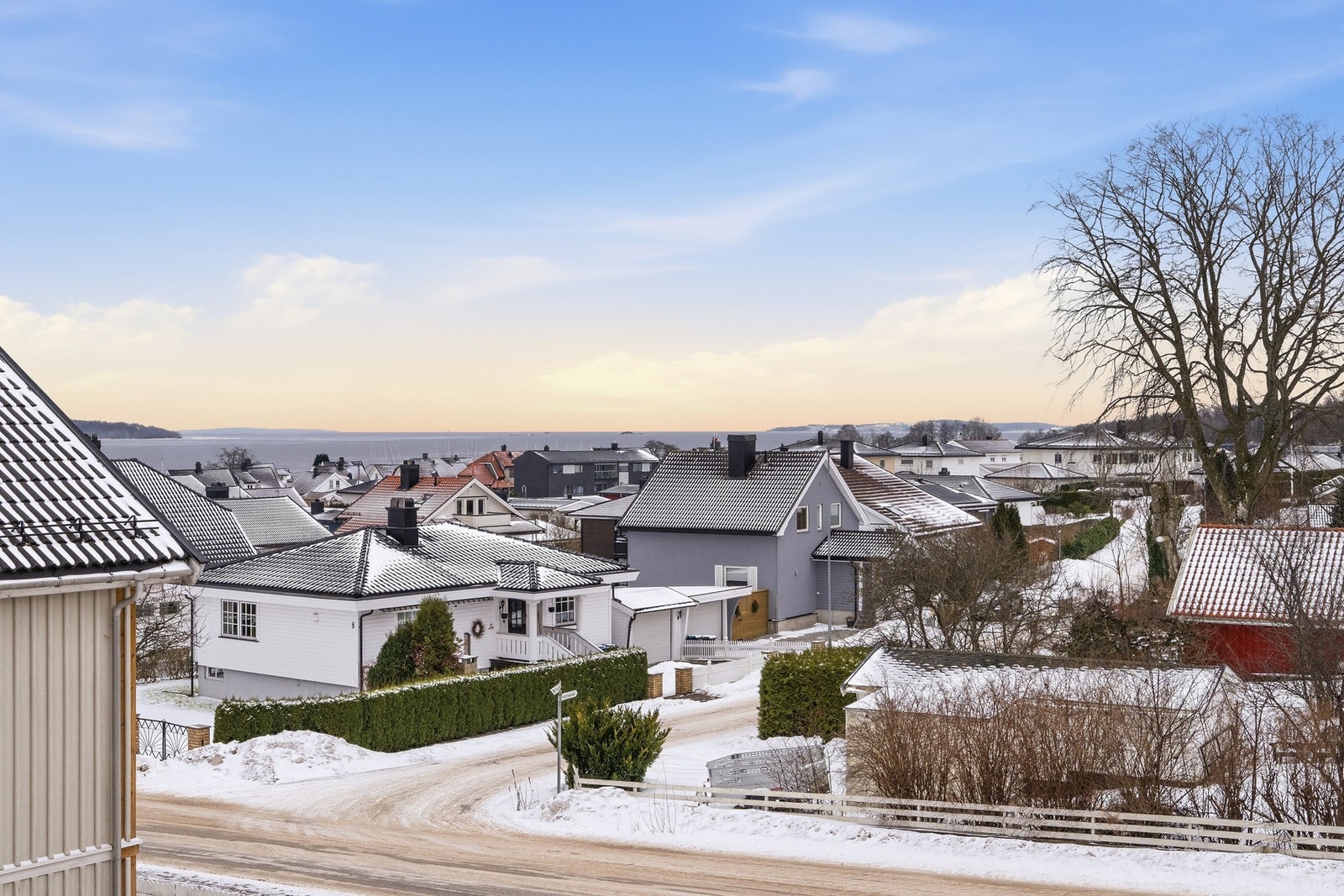 Fra vinduet i dette rommet er det også flott utsikt. Galleribilde