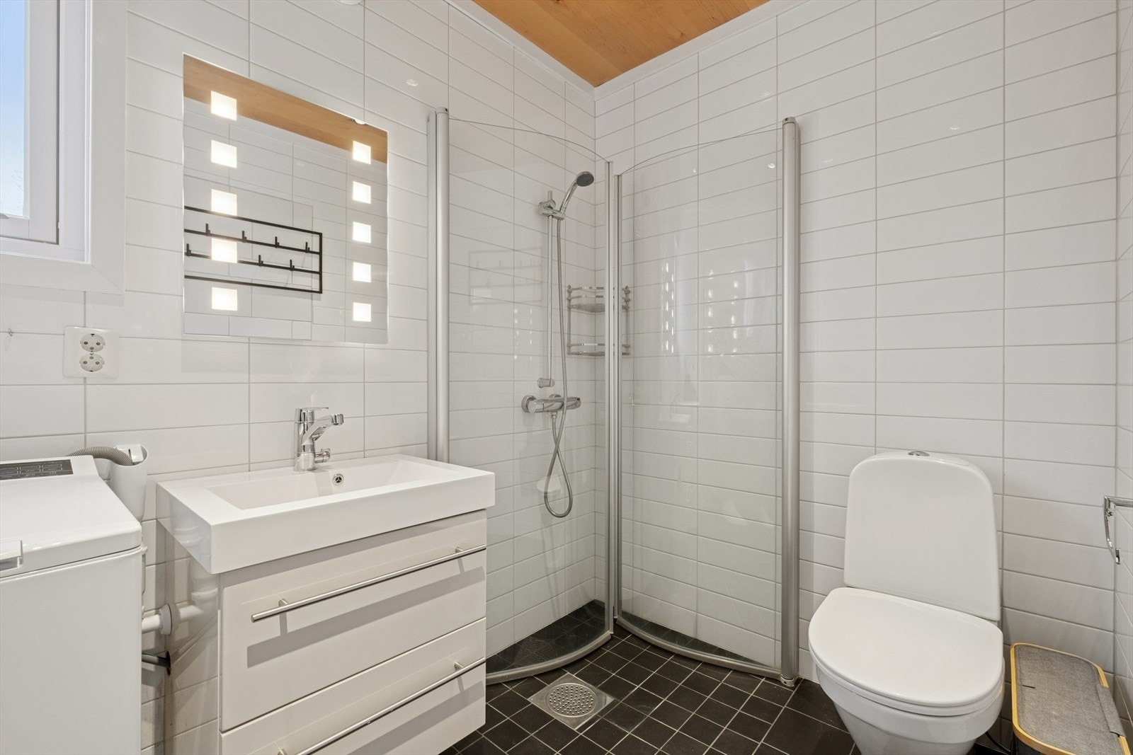 Baderom til "hybel" Galleribilde