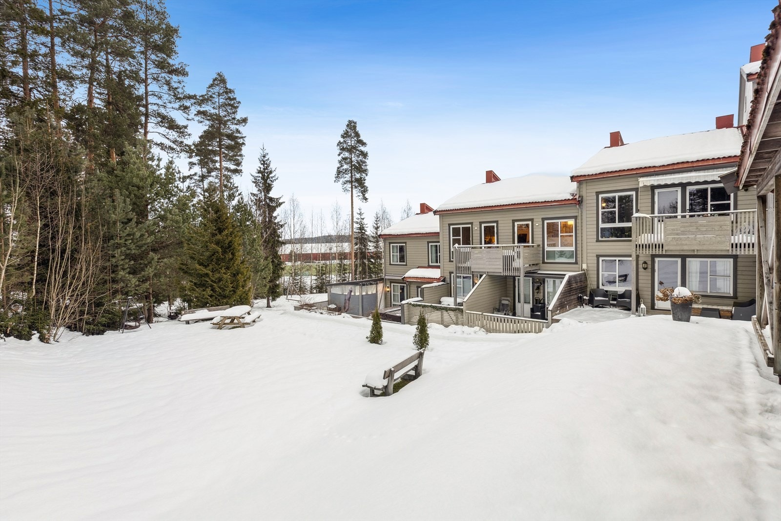 Fasadebilde. Galleribilde