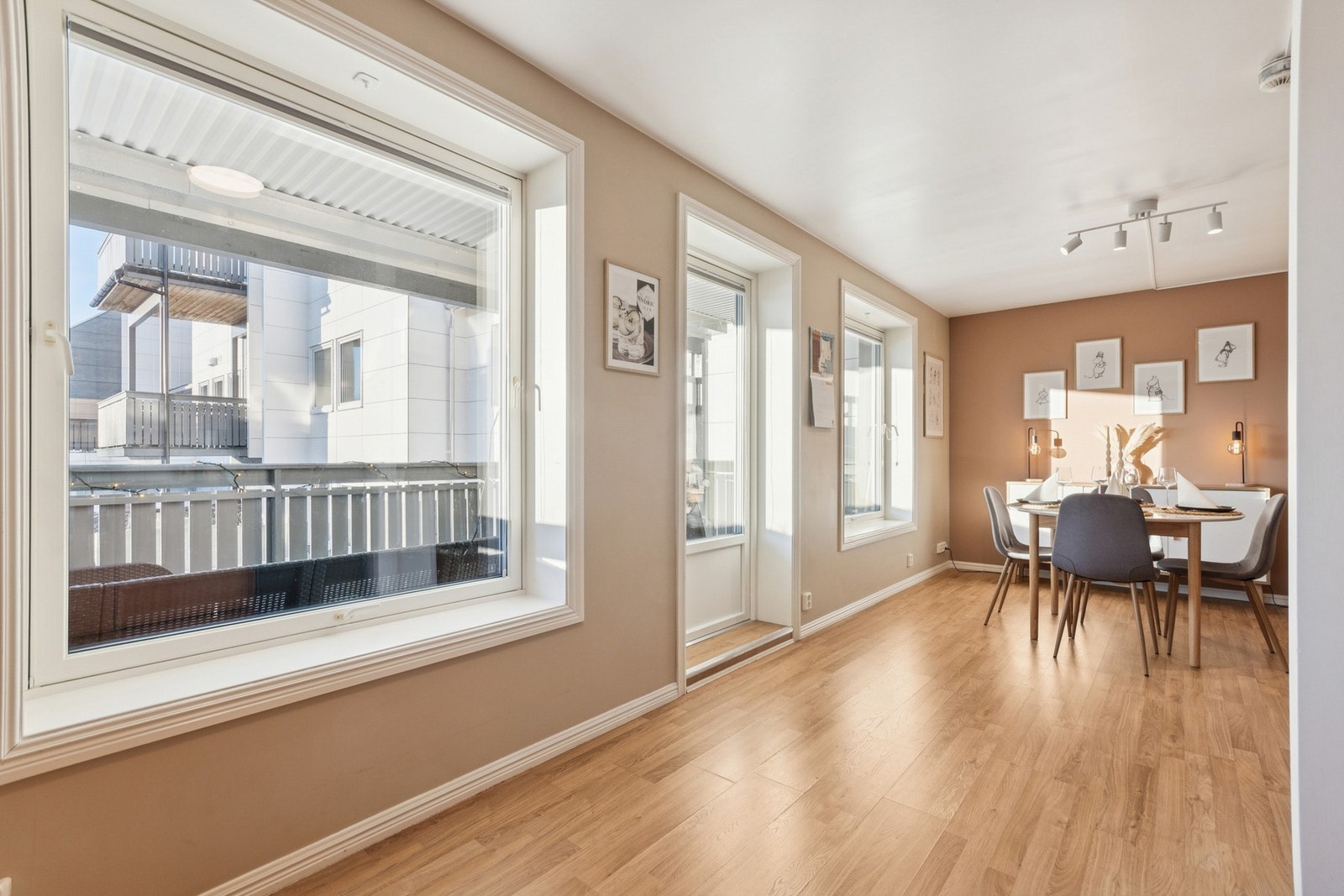 Kjøkken og stue Galleribilde