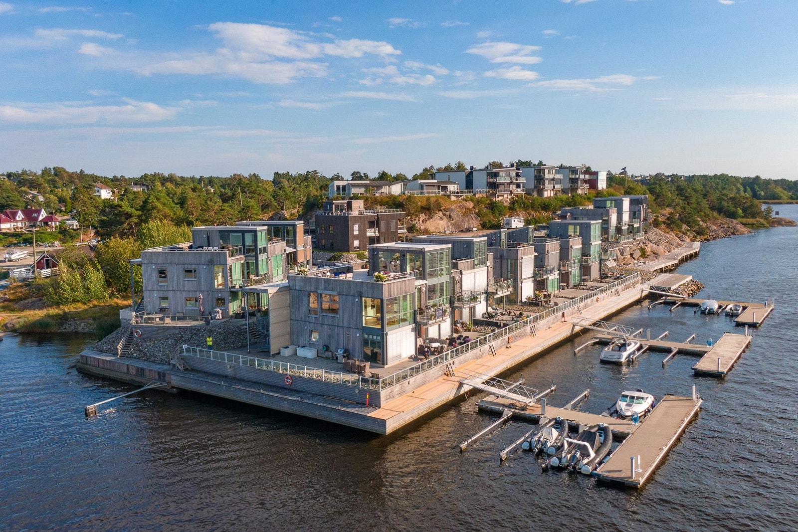 Velkommen til Tankodden 33 - presentert av Anders Rønvik Pettersen V/ Tinholt eiendomsmegling Galleribilde