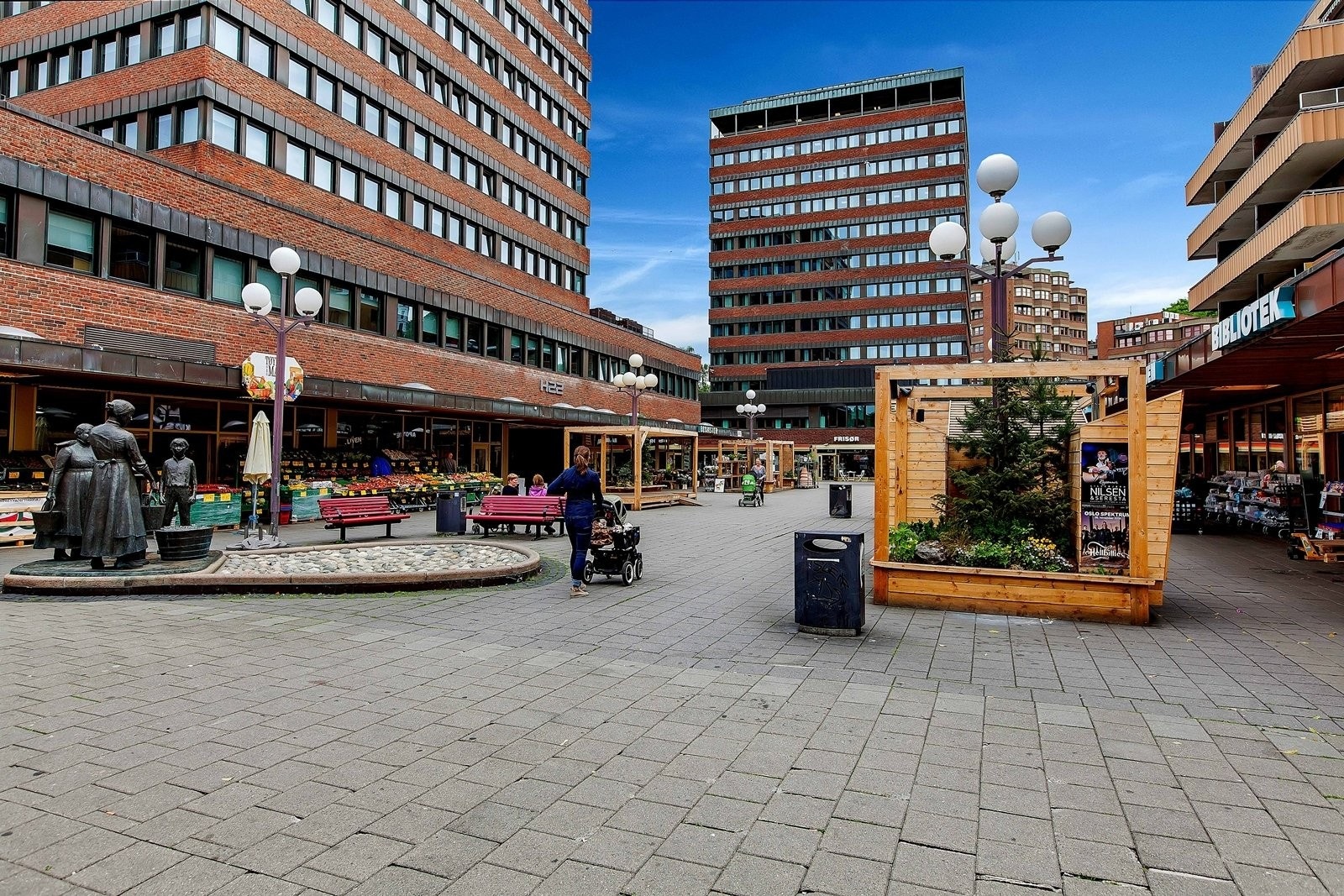 På stadig mer populære Tøyen Torg åpnes det hyppig nye utesteder og spisesteder. Nyåpnede Skatten er å anbefale. De har fersk bakst og brød fra sitt eget bakeri 7 dager i uken. Galleribilde