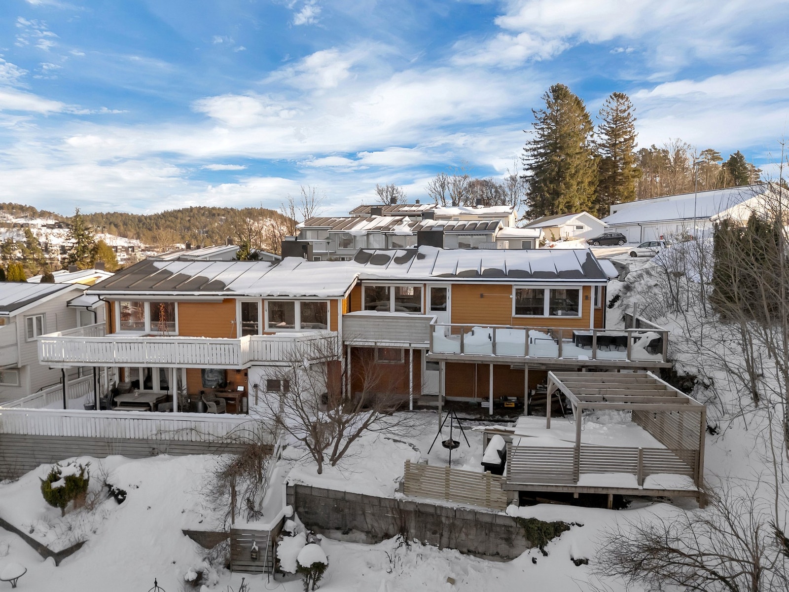 Terrasser og uteområder på flere nivåer Galleribilde