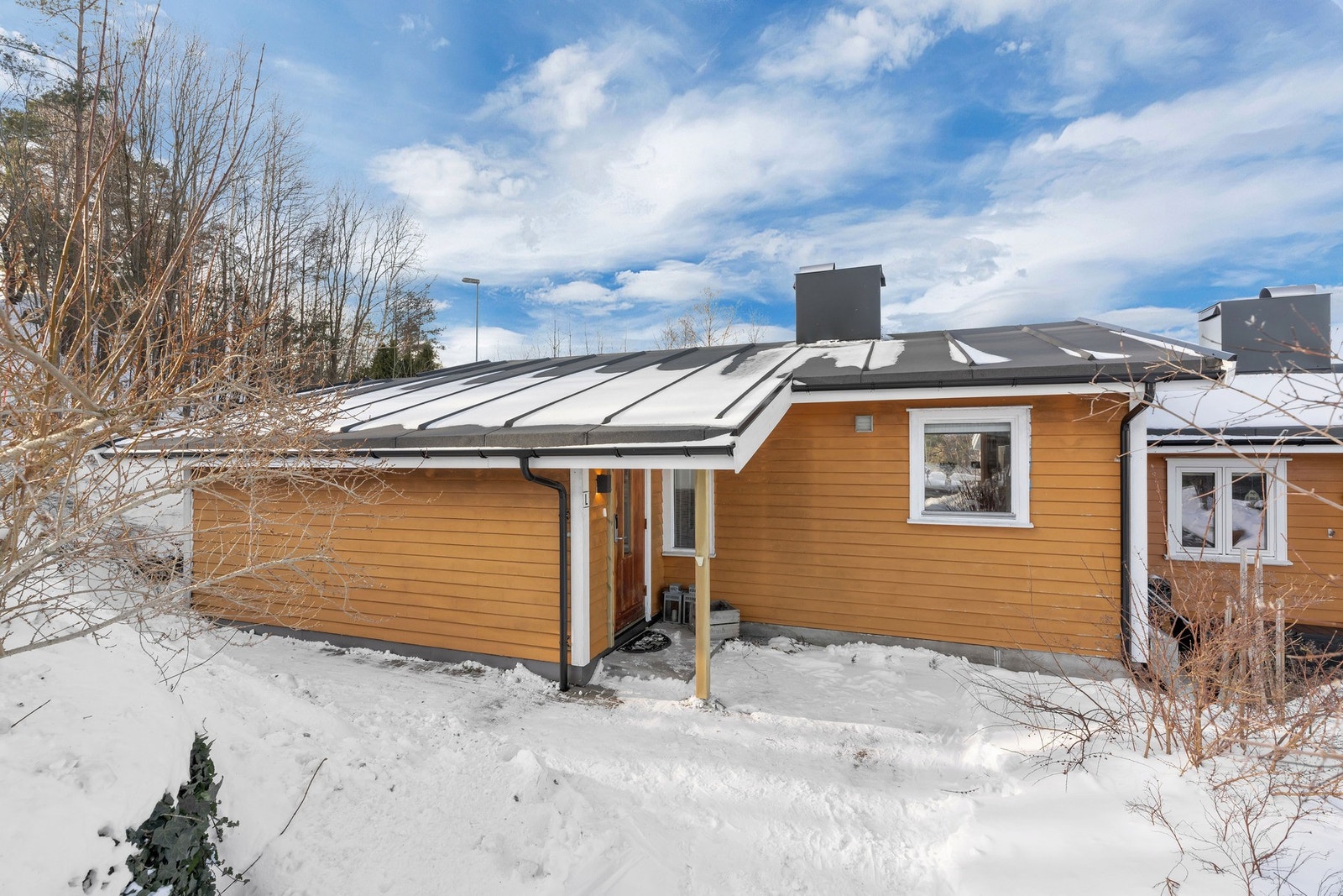 Velkommen hjem - enkel og praktisk inngangsparti Galleribilde