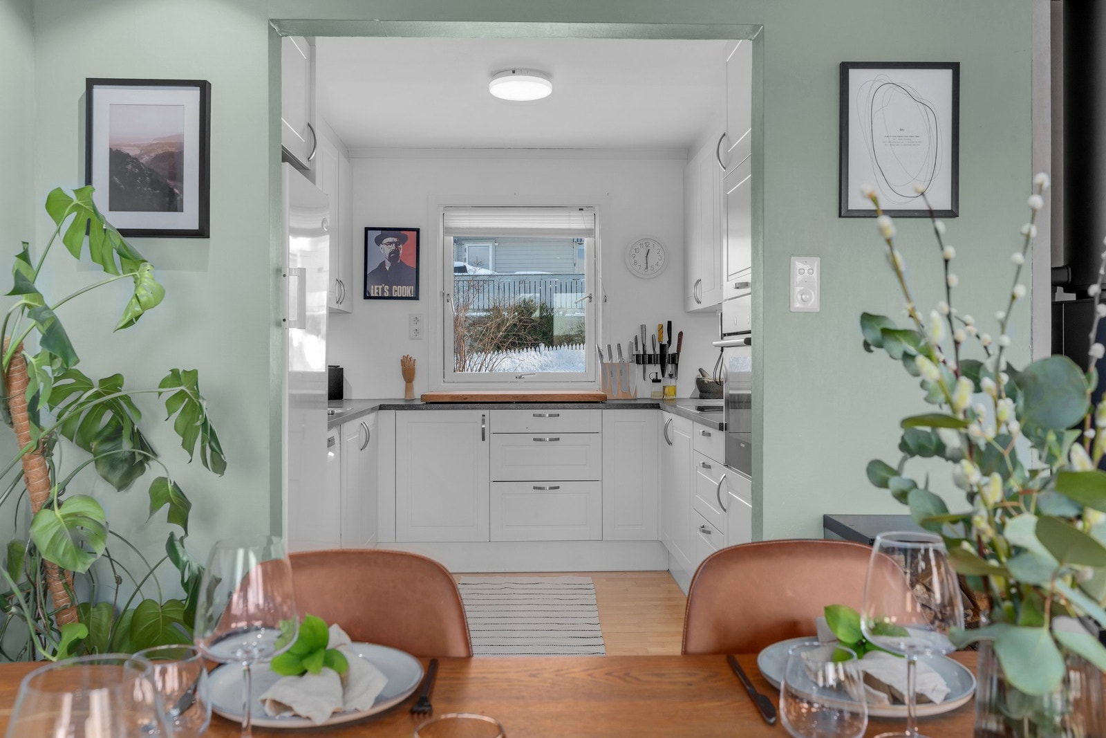 Kjøkken fra HTH med effektiv og funksjonell løsning Galleribilde