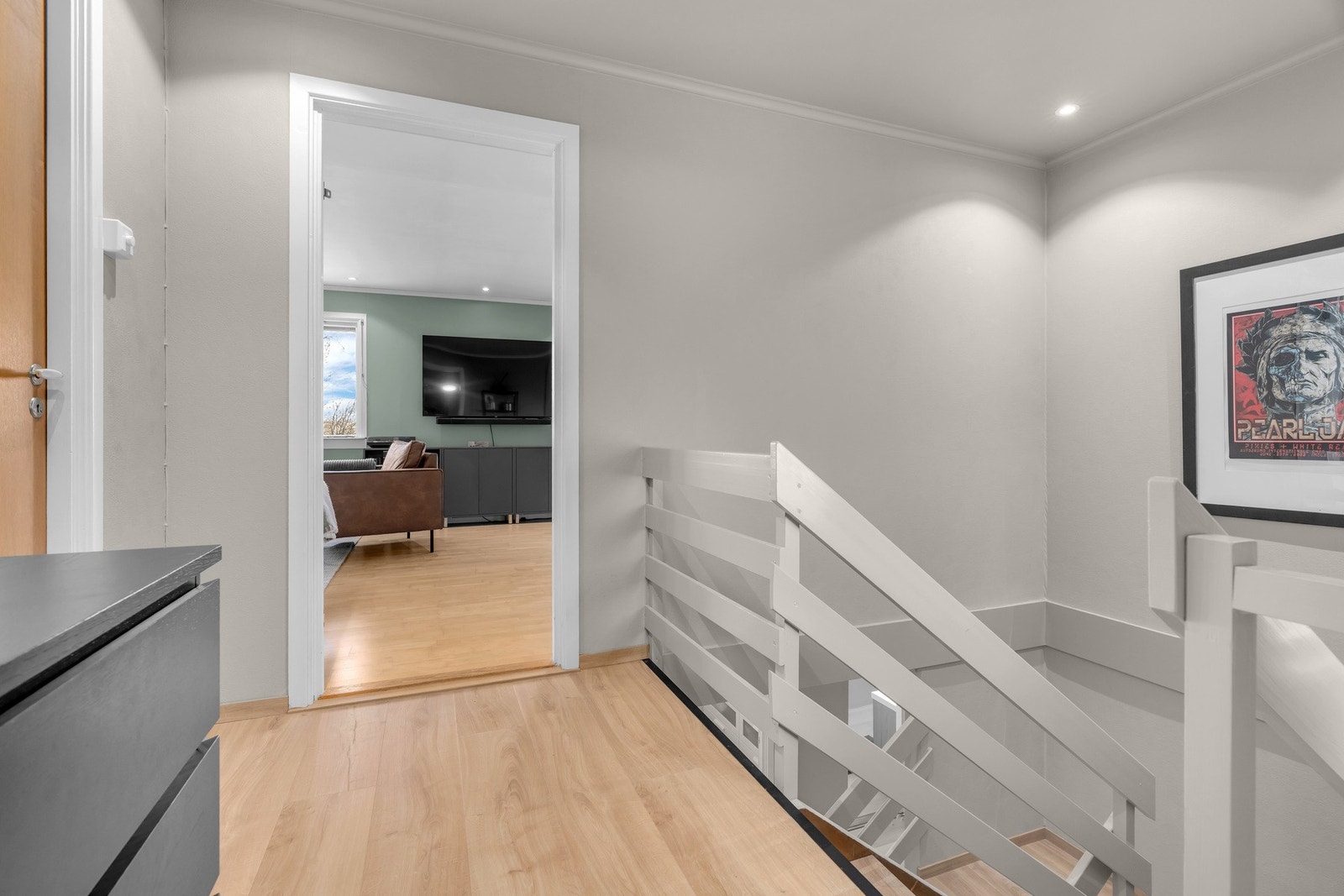 Lys gang med god forbindelse til stue Galleribilde