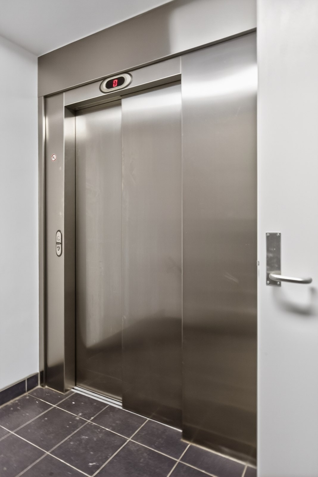 Leiligheten ligger i 6. etasje med enkel adkomst via heis. Galleribilde