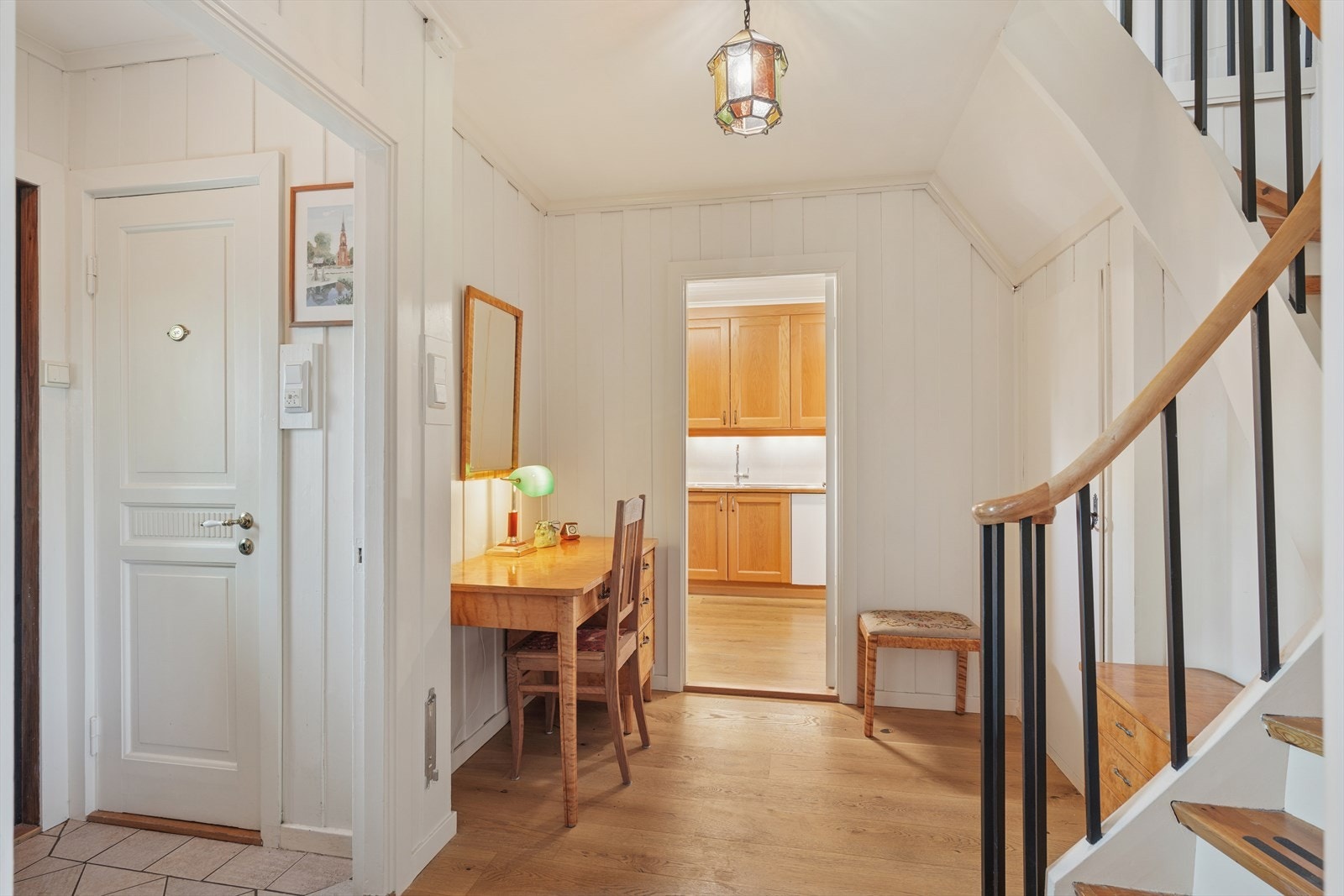 Fra entreen kommer vi videre inn til kjøkkenet Galleribilde