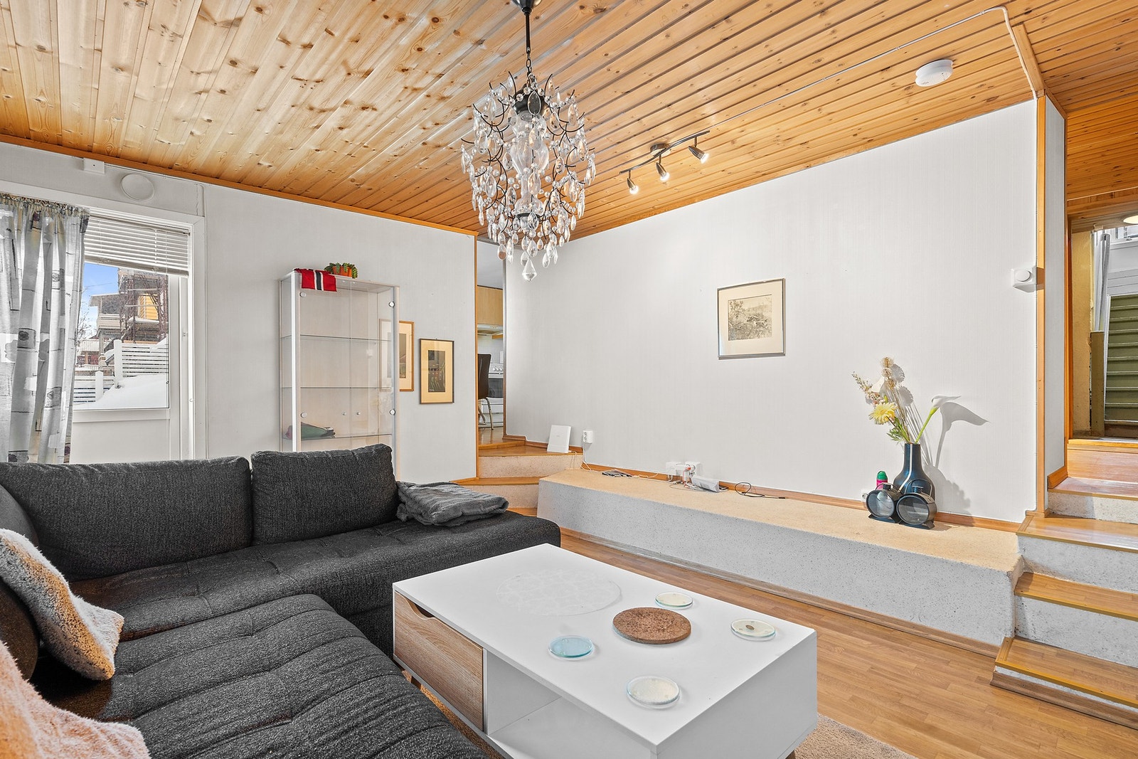 Kjeller - Stuen Galleribilde