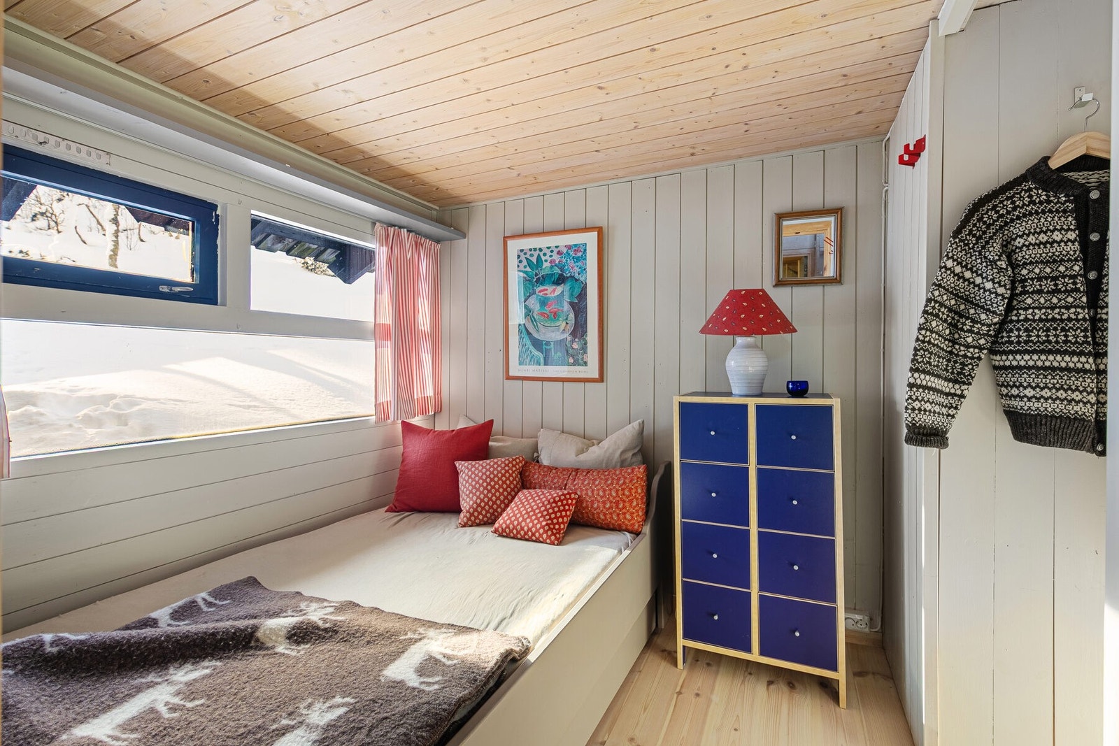 Soverom III innredet med enkeltseng Galleribilde