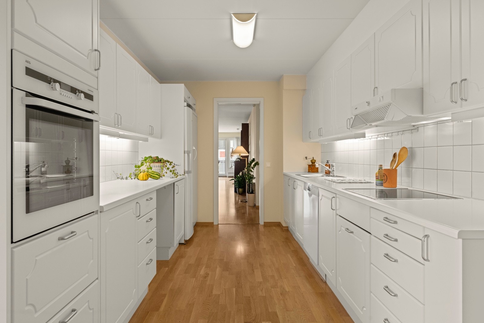 Kjøkkenet er gjennomgående. Galleribilde