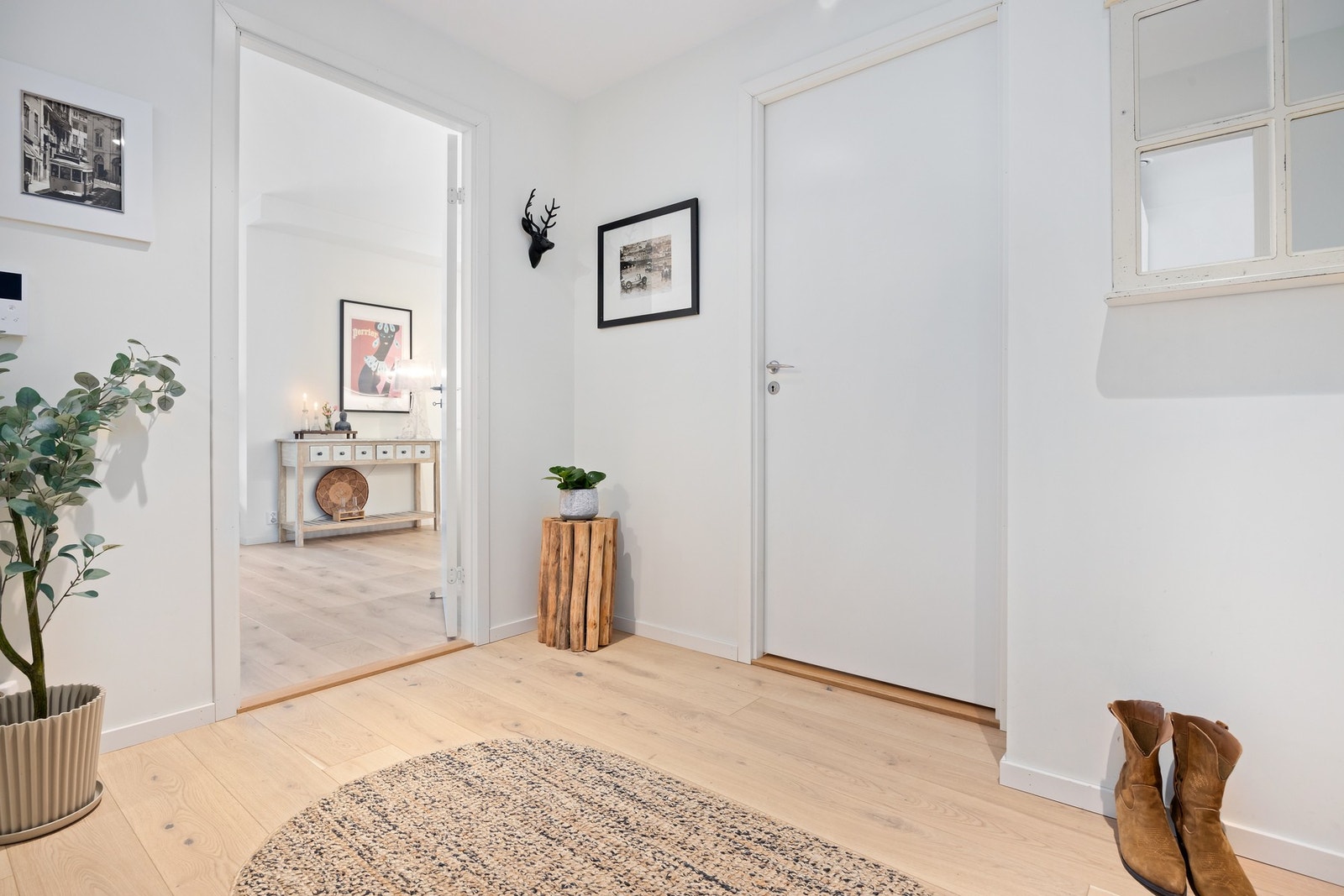 Entré/gang Galleribilde