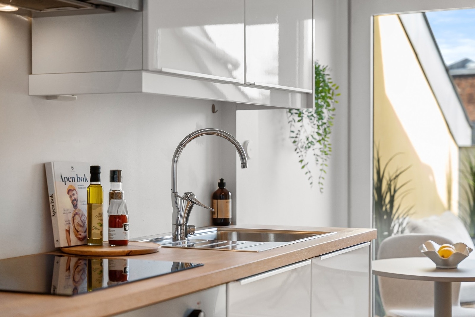 Integrerte hvitevarer og et sømløst uttrykk. Galleribilde