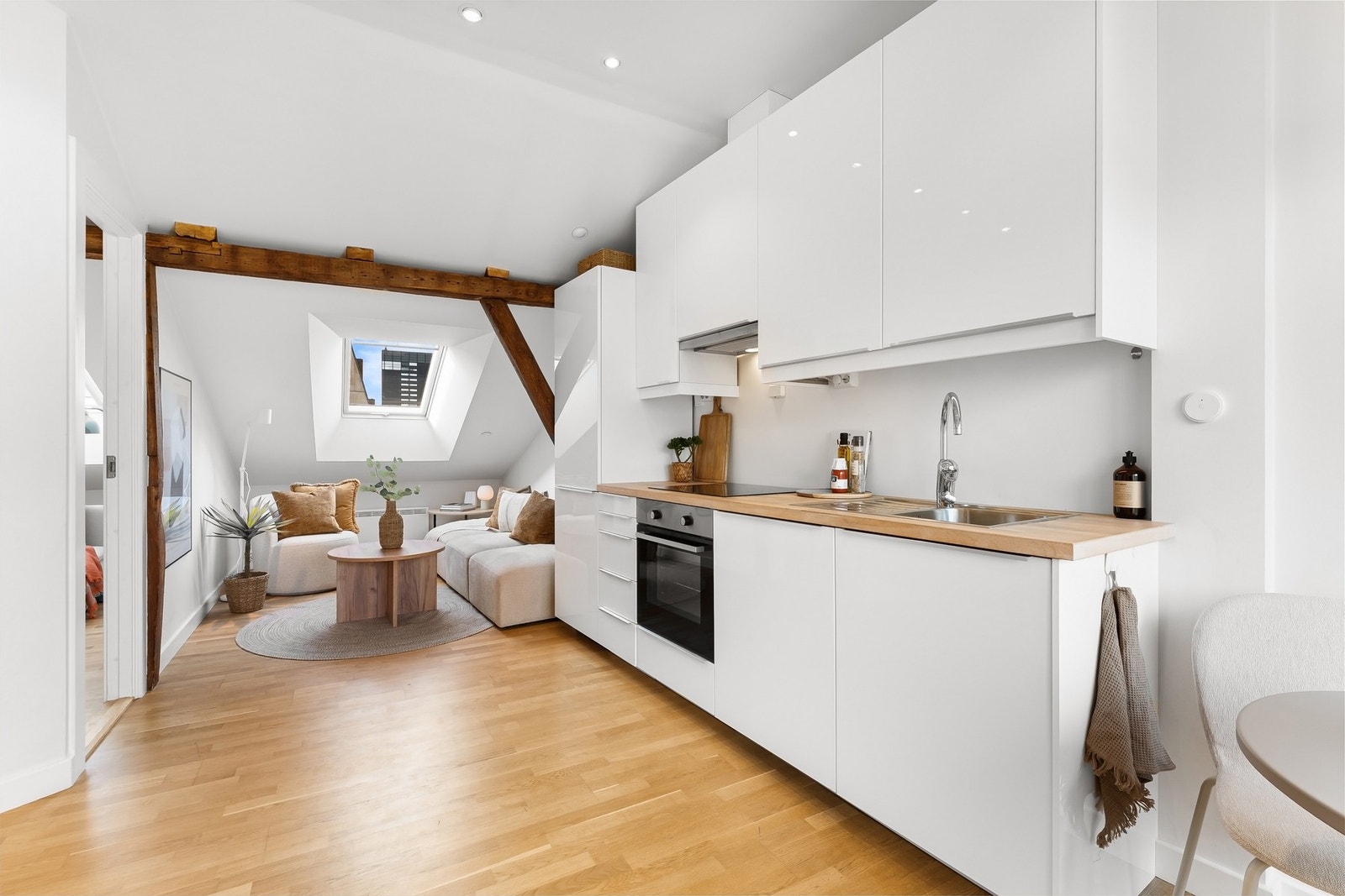 Velkommen til Langes gate 1A og toppleiligheten i gårdens 5. etasje. Galleribilde