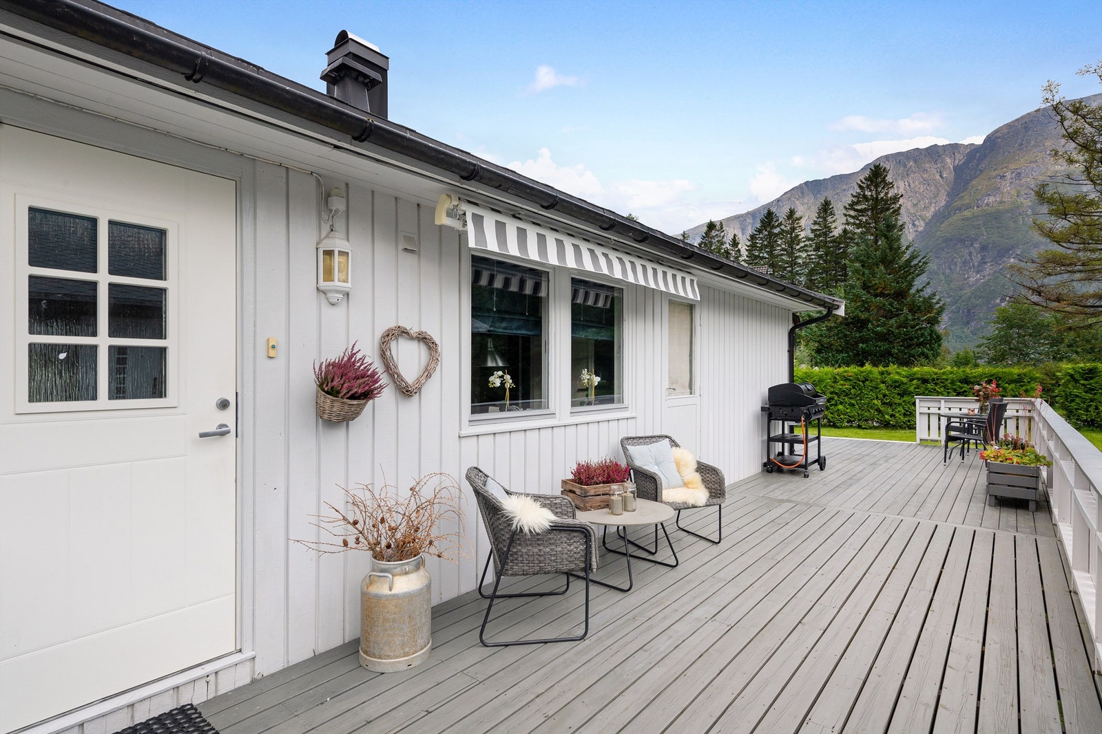 Veranda ved inngang. Foto: Espen A. Istad / STUDIO ISTAD Galleribilde