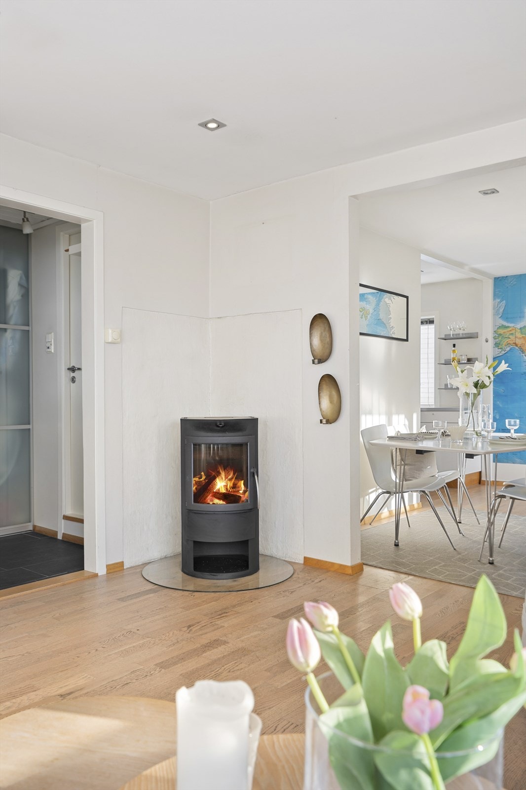 Vedovnen sørger for god varme, og er et koselig innslag på kalde høst- og vinterkvelder. Galleribilde