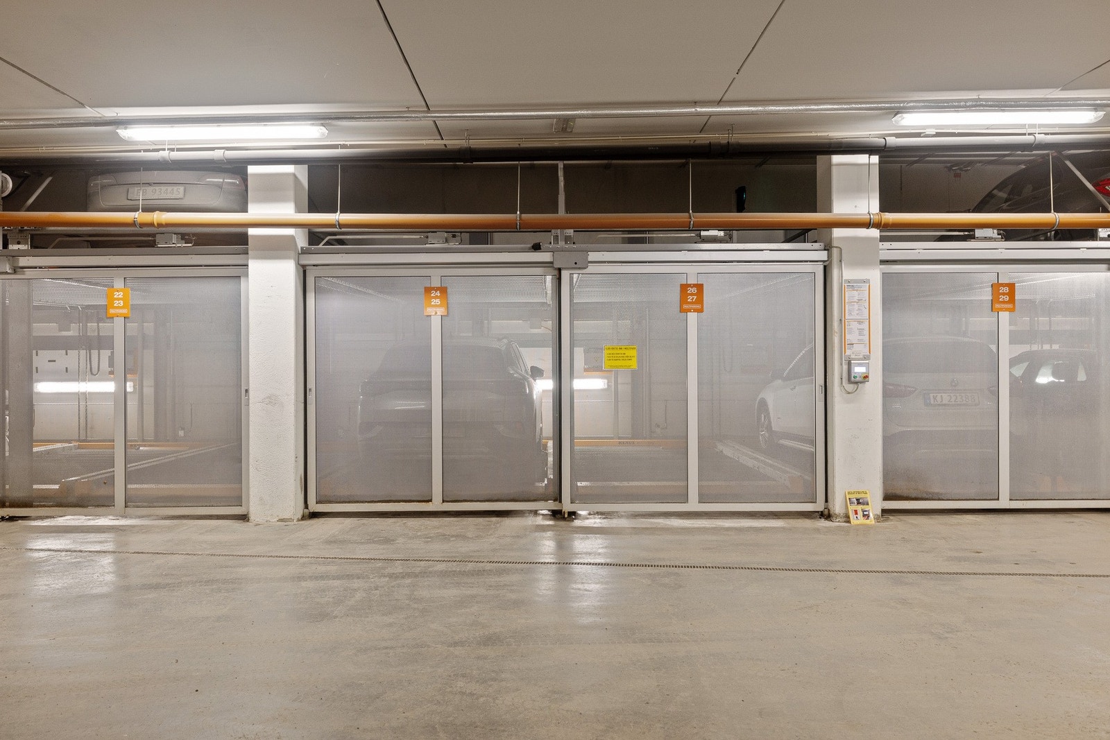 Boligen disponerer også en parkeringsplass i felles garasjeanlegg med heisatkomst. Galleribilde