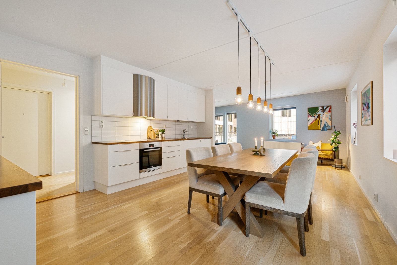 Har du noen spørsmål? Kontakt Ruben A. W Gullie - (t): 916 73 702 - EIE Eiendomsmegling Ullevål & Sagene. Foto: WalsoWork (Trond Walsø) Galleribilde