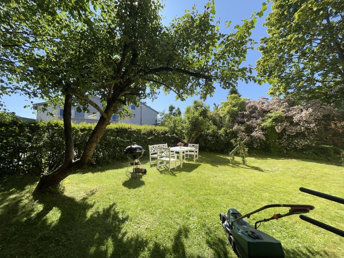 Flott hage. Galleribilde