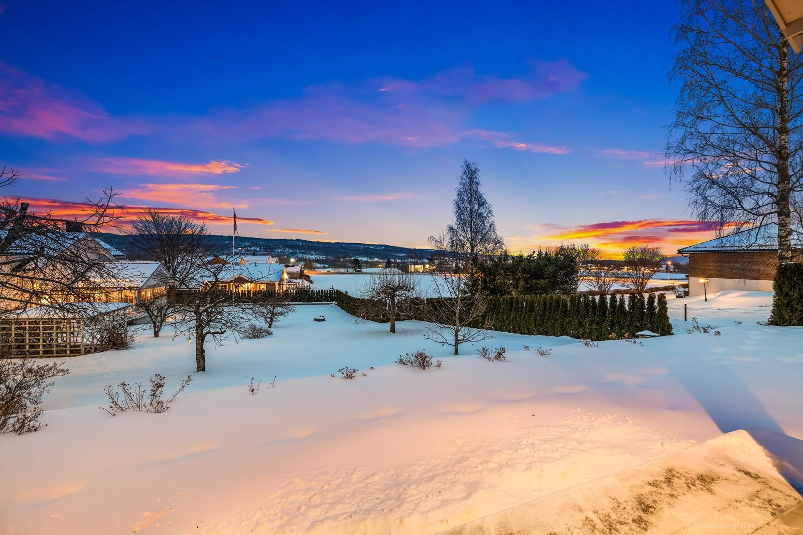 Utsikt fra terrassen. Galleribilde