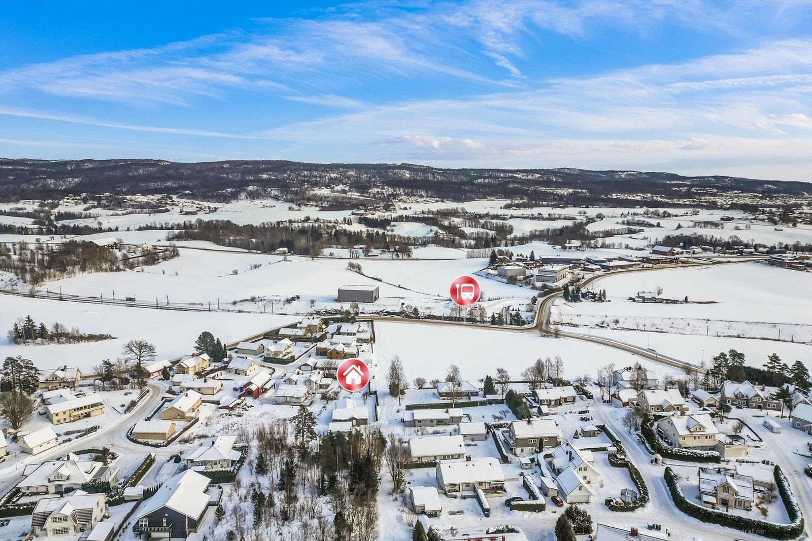 Tandbergåsen har også en svært sentral beliggenhet - med gangavstand til Sande sentrum og enkel adkomst til både E18 og togstasjonen. Galleribilde