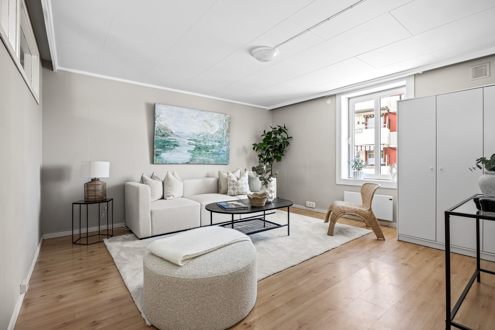 PrivatMegleren v/Ellen Pike og Aleksander Fjeld Andersen har gleden av å presentere Sagdalsveien 7D Foto: OhShot Galleribilde