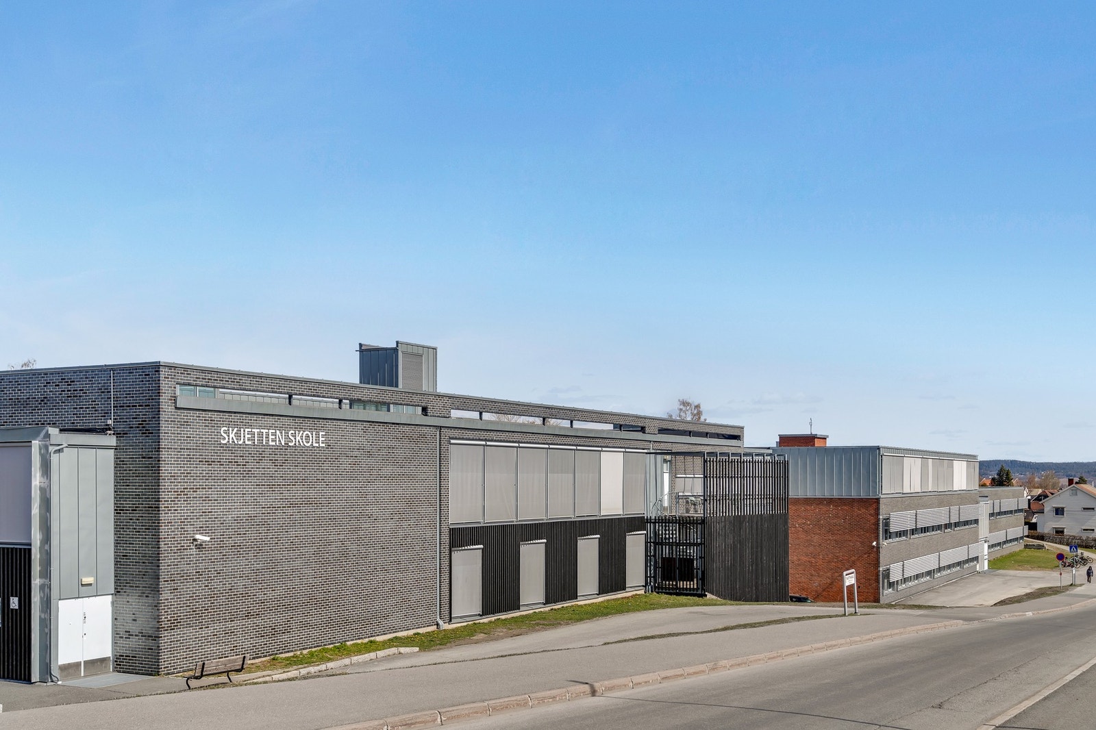 Kort vei til skole. Galleribilde