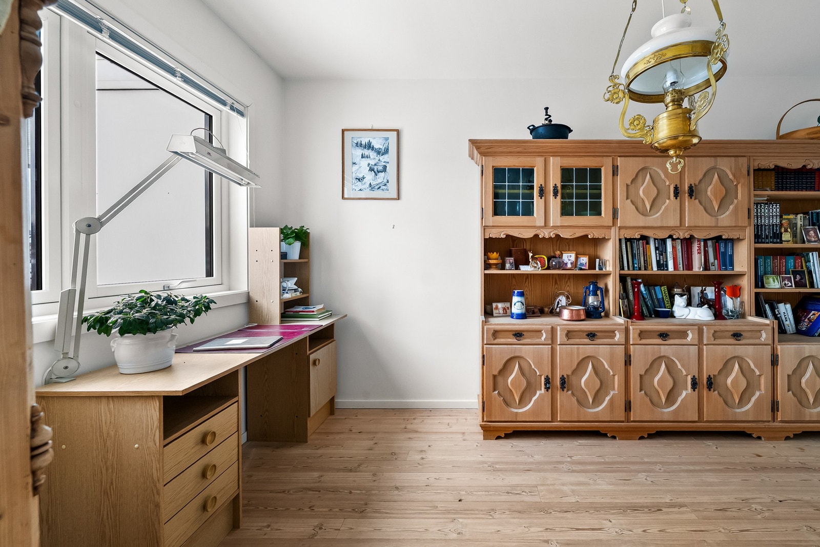 Ett soverom med adkomst fra stuen Galleribilde