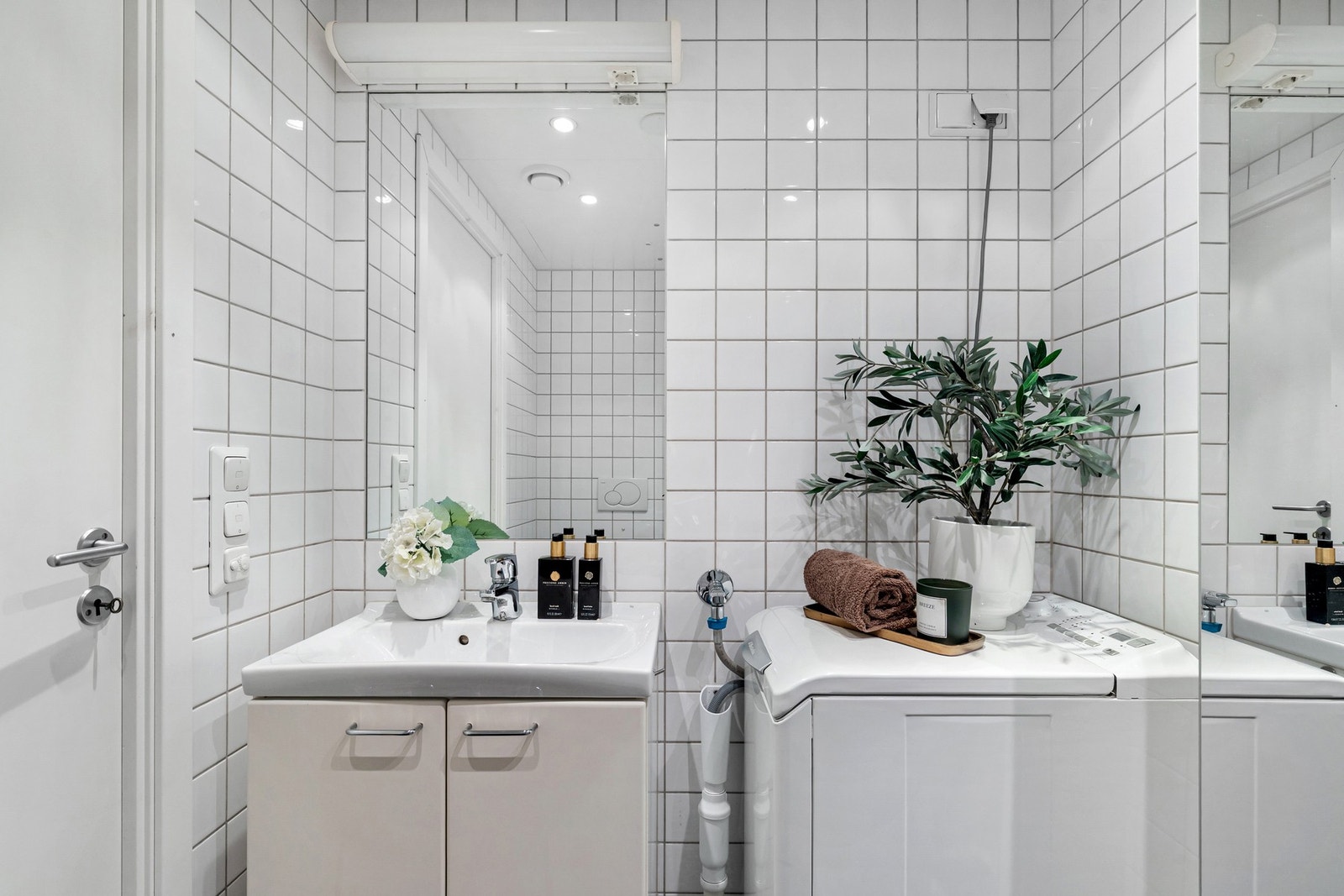 Badet har opplegg for vaskemaskin. Galleribilde