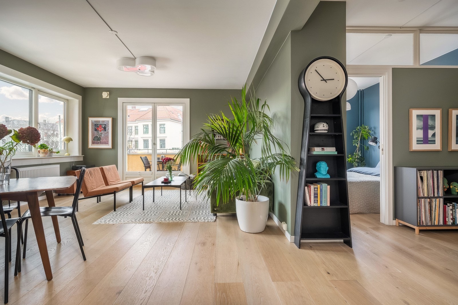 I perioden 2018-2019 ble vinduene skiftet, ny balkongdør montert og ny balkong oppført i regi av borettslaget. Galleribilde