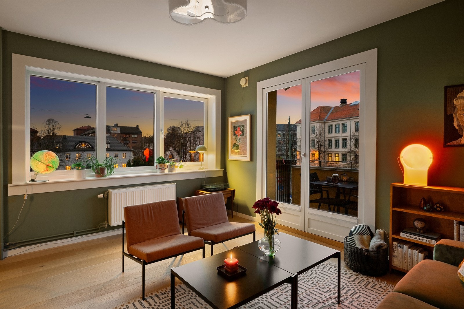 Dette er en svært tiltalende og romslig 3-roms andelsleilighet med en sentral beliggenhet på populære Bjølsen/Sagene. Galleribilde