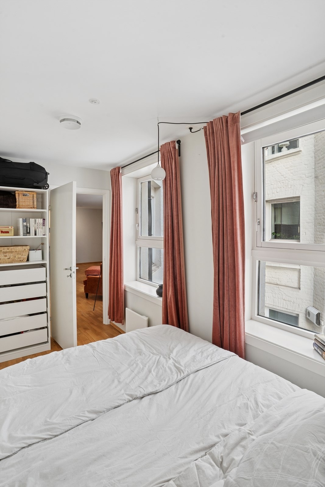 Det andre soverommet passer utmerket som barnerom, gjesterom eller kontor. Galleribilde