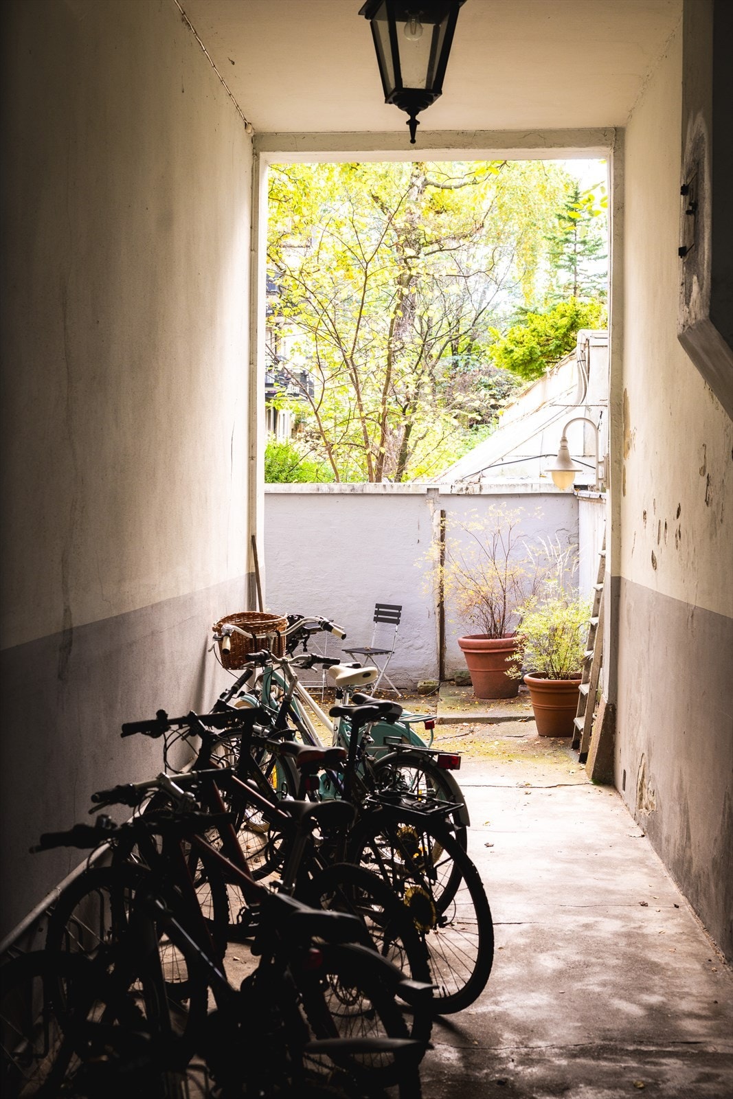 Samtidig ligger leiligheten i en rolig sidegate med lavere tempo. Her vil du trives! Galleribilde