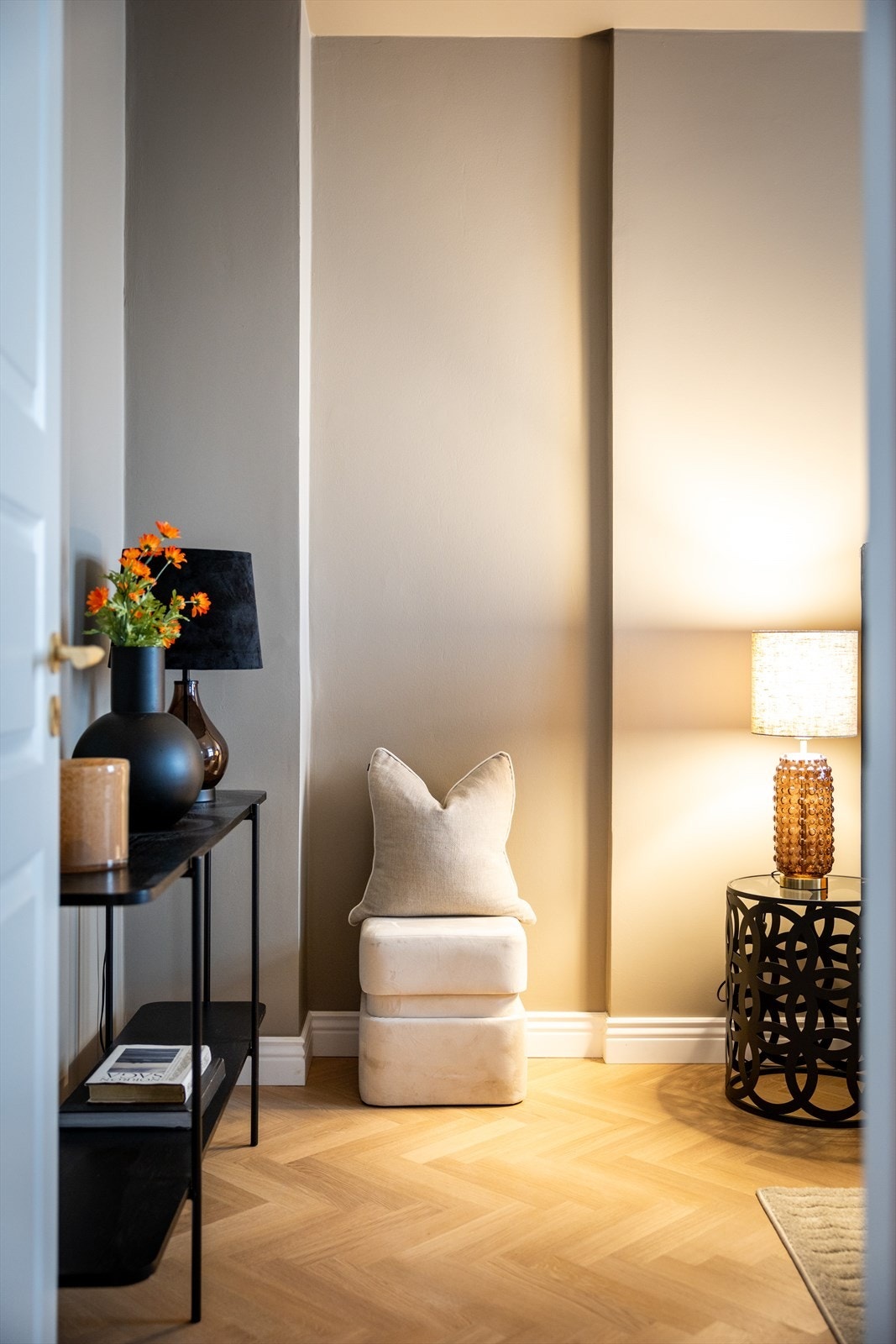 Nytt elektrisk anlegg i leiligheten. Galleribilde