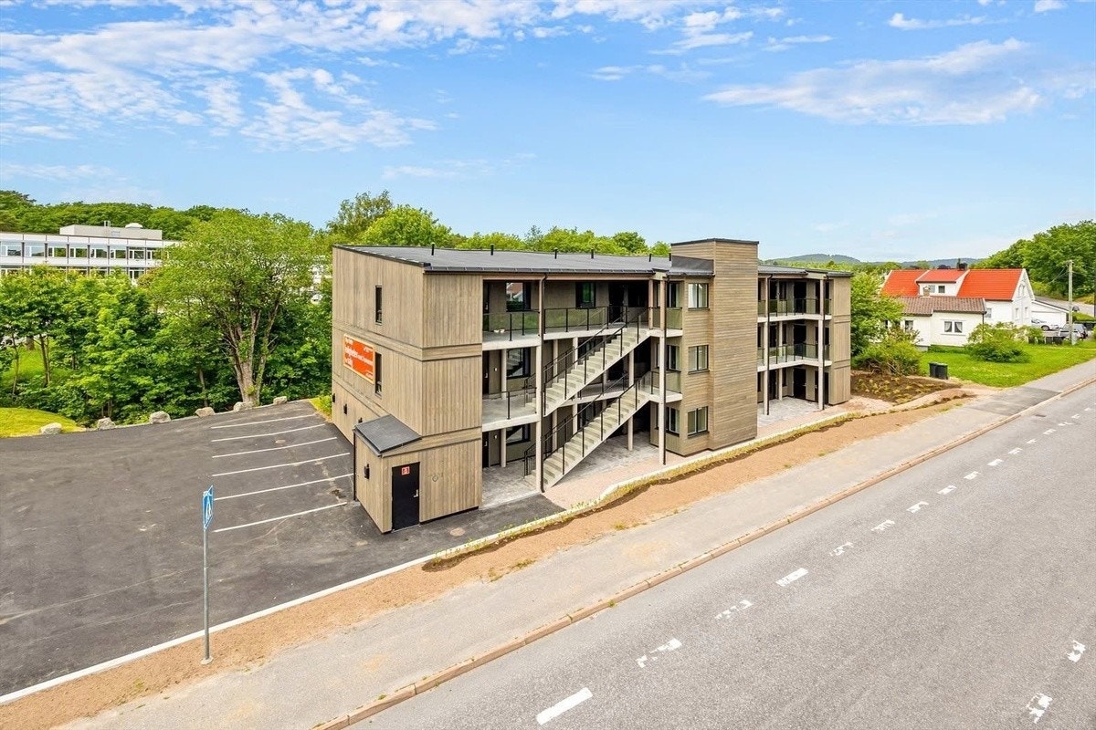 Oversiktsbilde, leiligheten ligger sentralt i Grimstad med gangavstand til det meste Galleribilde