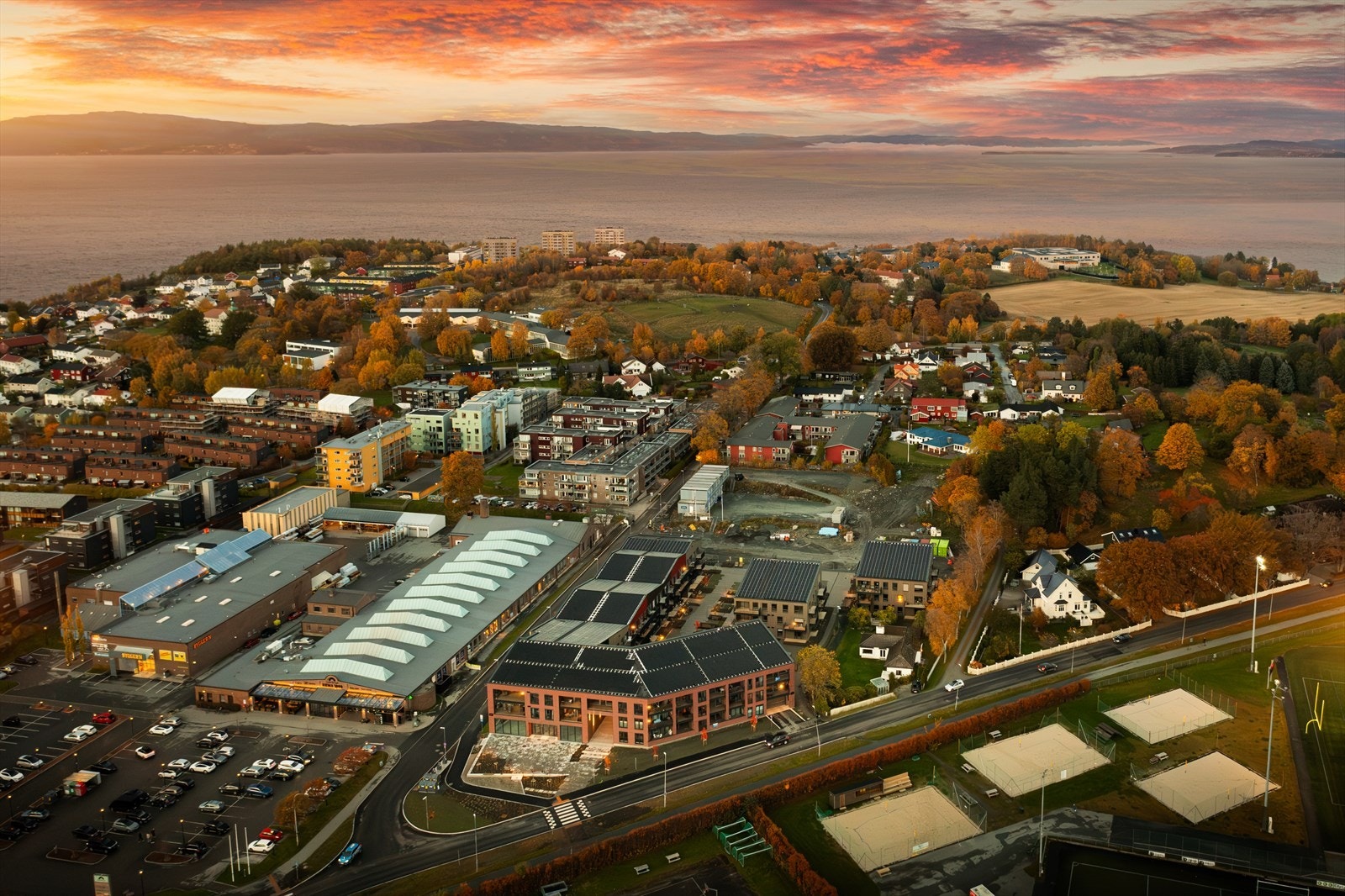 Gartnersletta er et stort sameiet i Lade alle 42A-H og er et godt utført sammensatt prosjekt Galleribilde