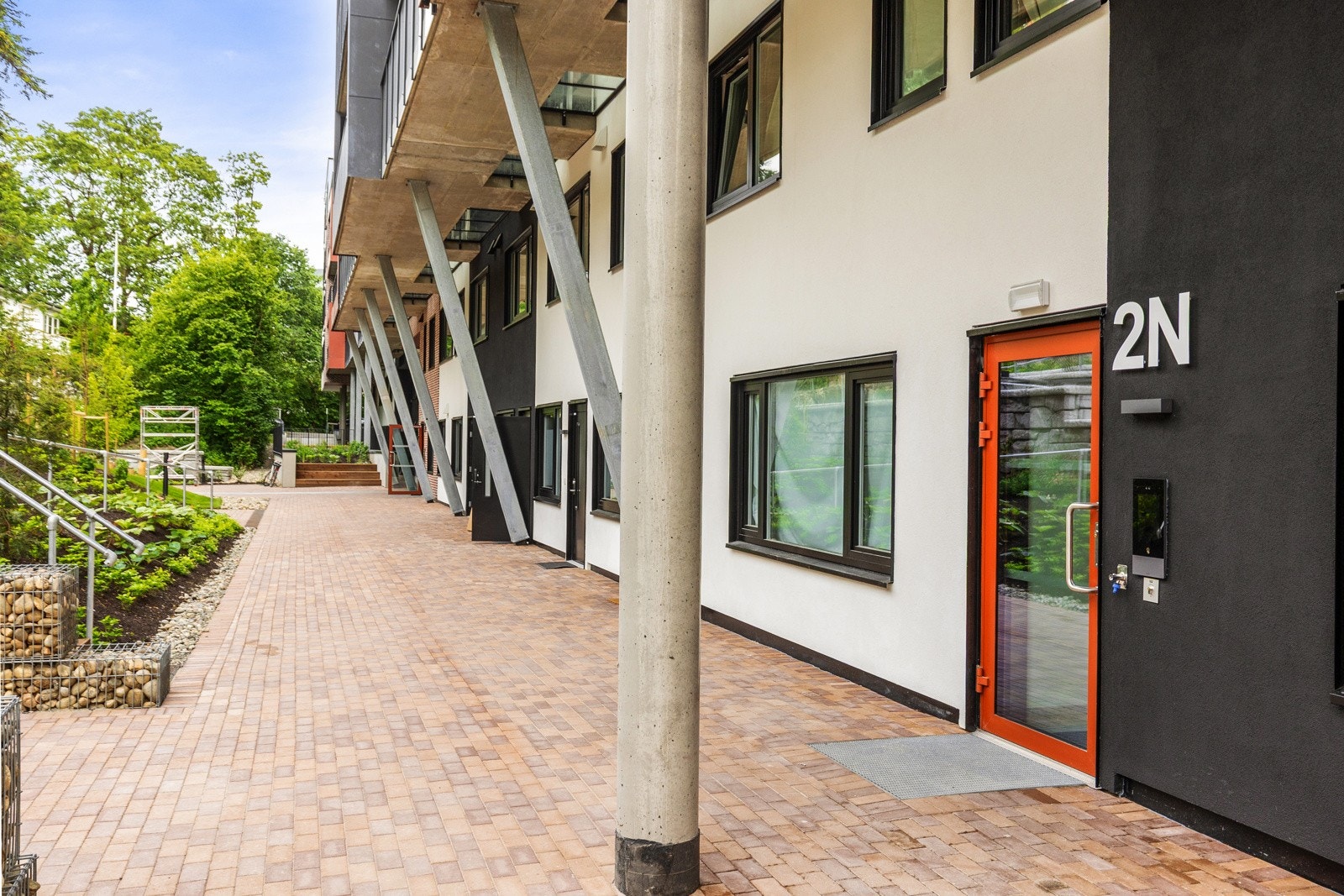 Inngangsparti med callinganlegg Galleribilde