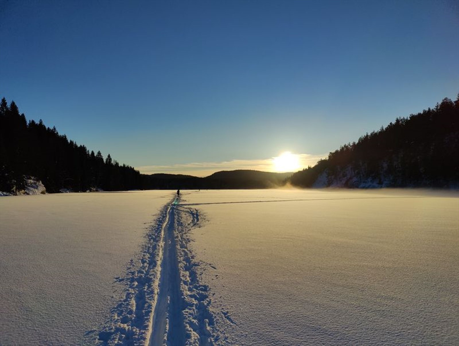 På snørike vinterdager har du en flust av skiløype-muligheter i Østmarka, og disse starter nesten rett utenfor døra di! Galleribilde