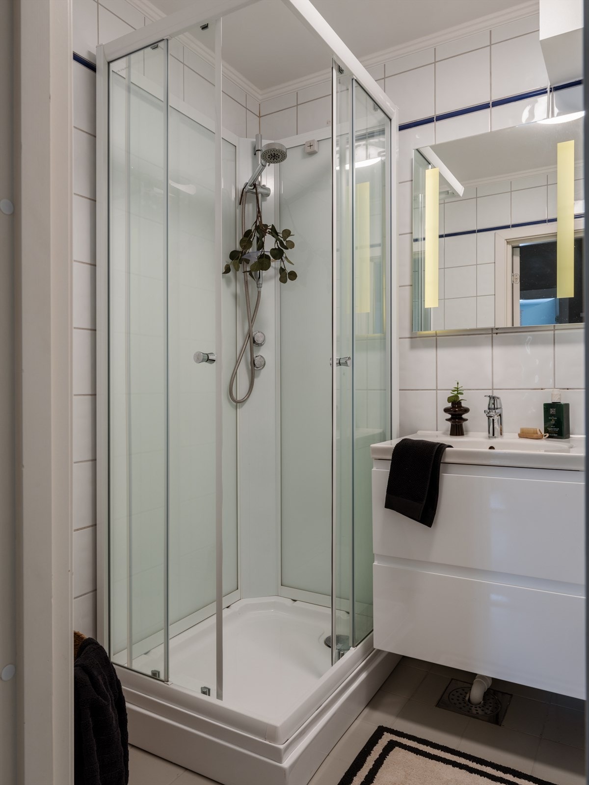 Dusjkabinettet ble installert nytt i 2019. Galleribilde