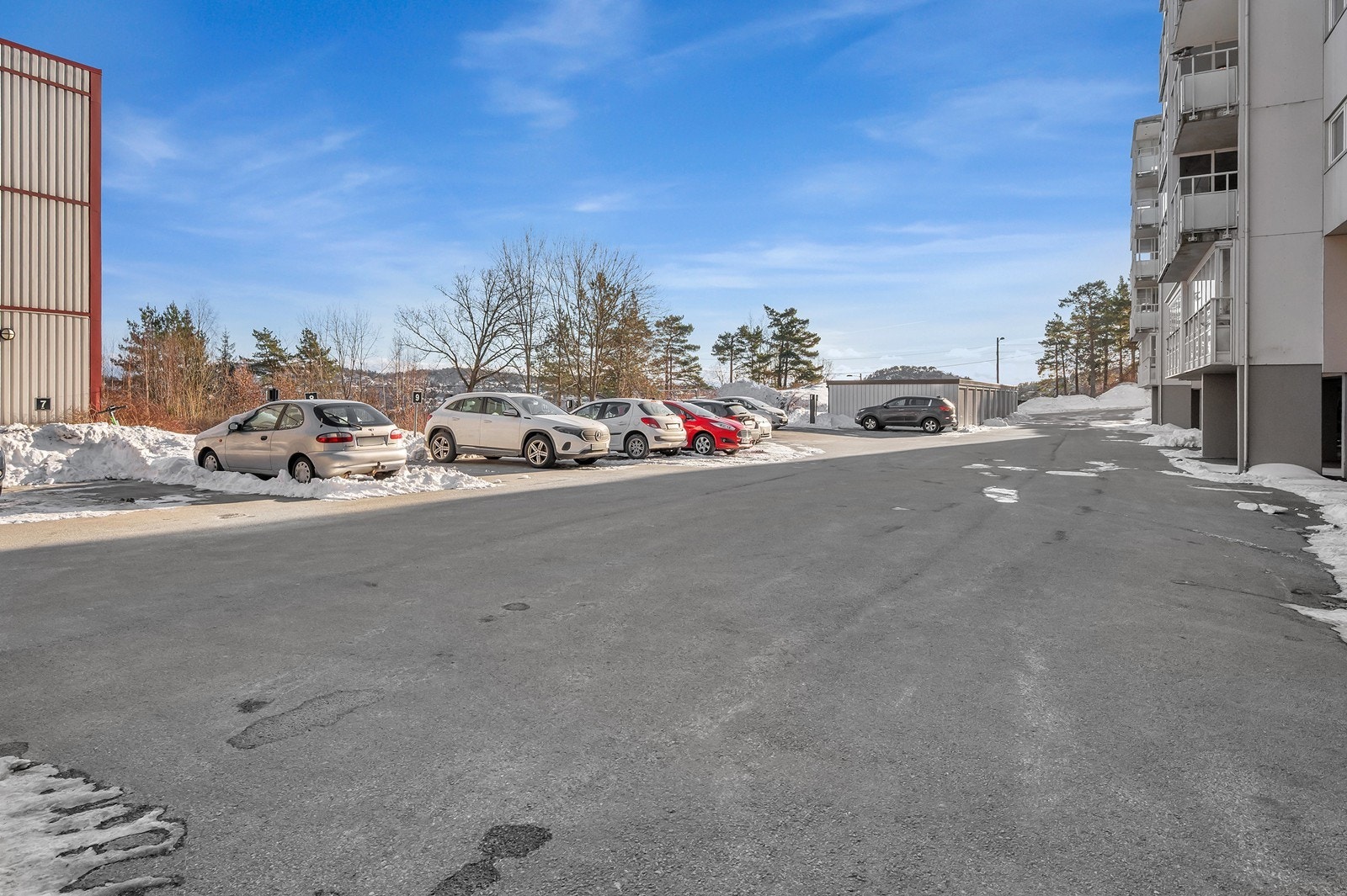 Det er mulighet for å leie parkeringsplass. Galleribilde