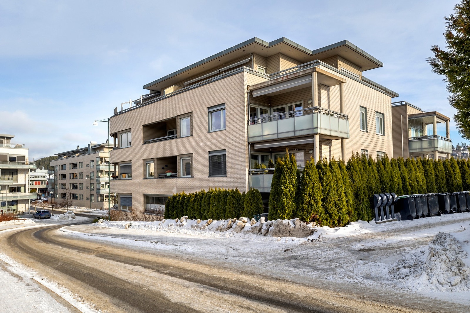 Her bor man i et attraktivt boligområde, med gangavstand til alt man trenger i hverdagen. Galleribilde