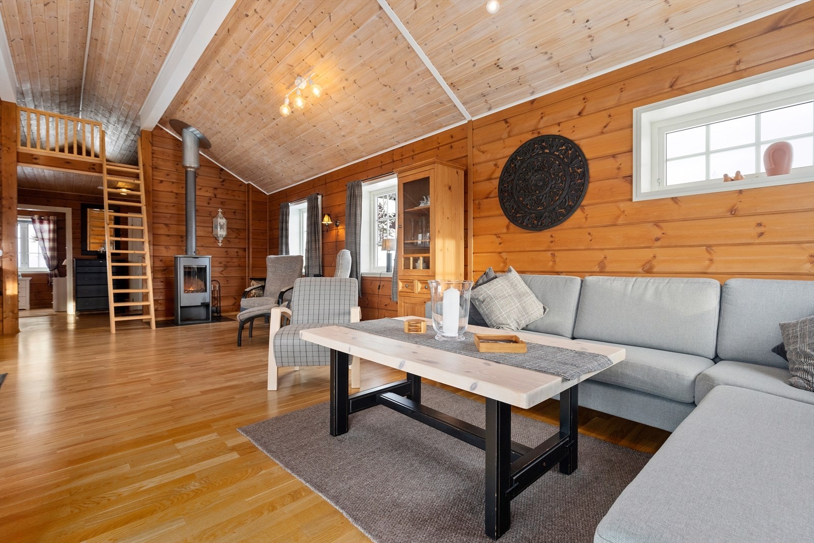 Lun og fin stue Galleribilde