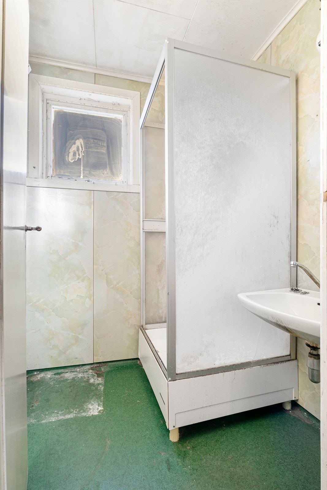 - Bad i 1. etasje - Galleribilde