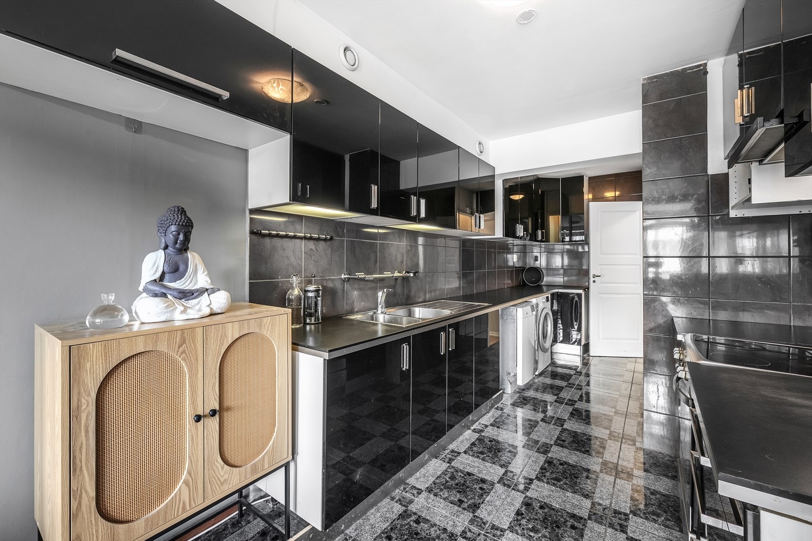 Kjøkkenet er oppmålt til 10,6 kvm. Galleribilde