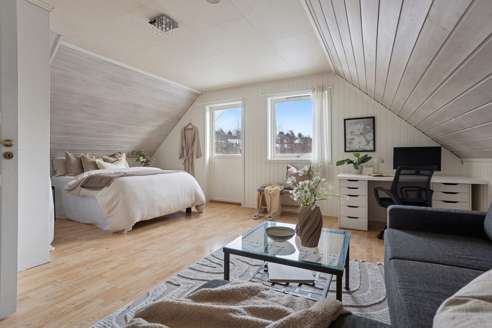 Hovedsoverommet måler hele 25,3 kvm. Galleribilde