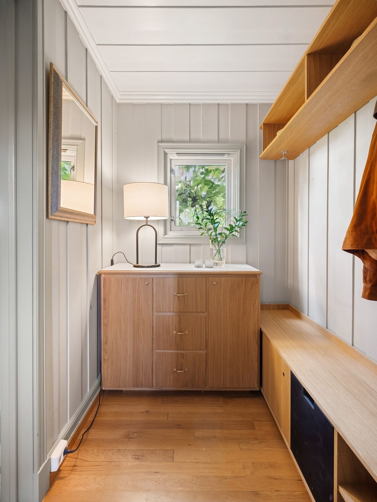 Entré / gang Galleribilde