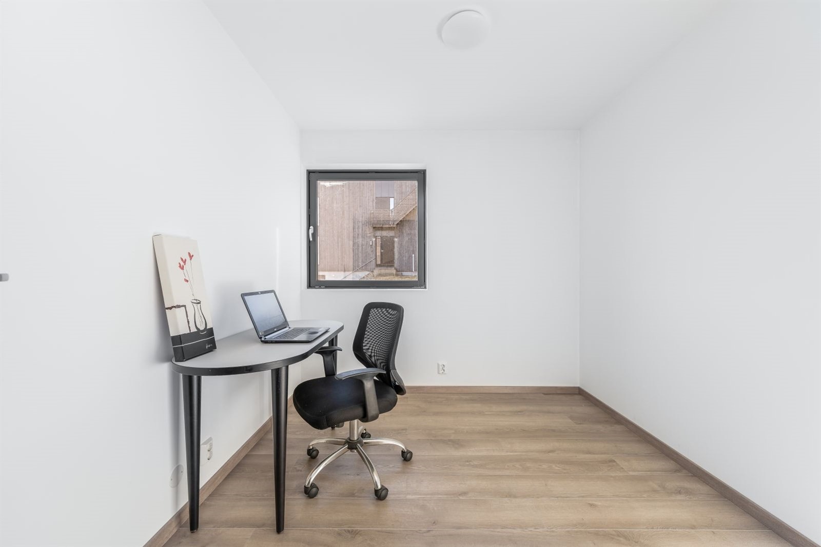 Soverom nr. 3. Dette kan benyttes som f. eks kontor. Galleribilde