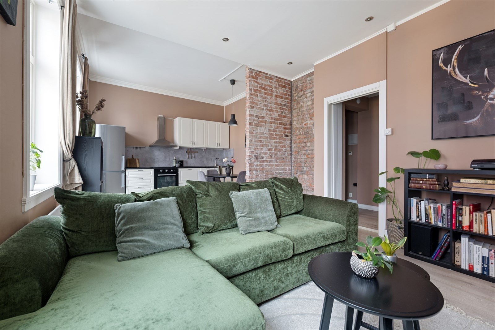 Leiligheten byr på en varm og lun atmosfære. Galleribilde