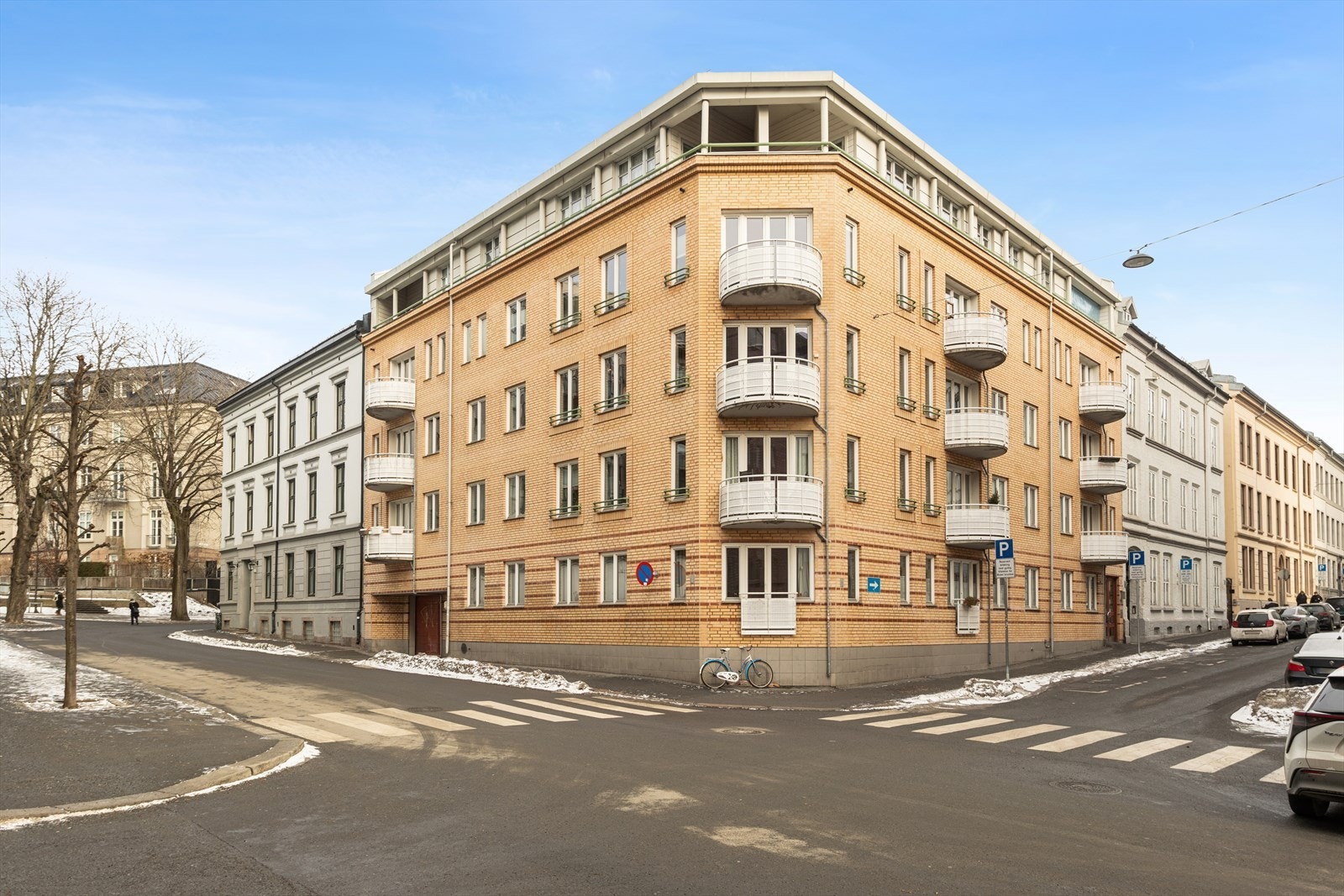 Fasade. Galleribilde